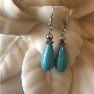 Quartzs Rock Crystal Long Water Drop Earrings